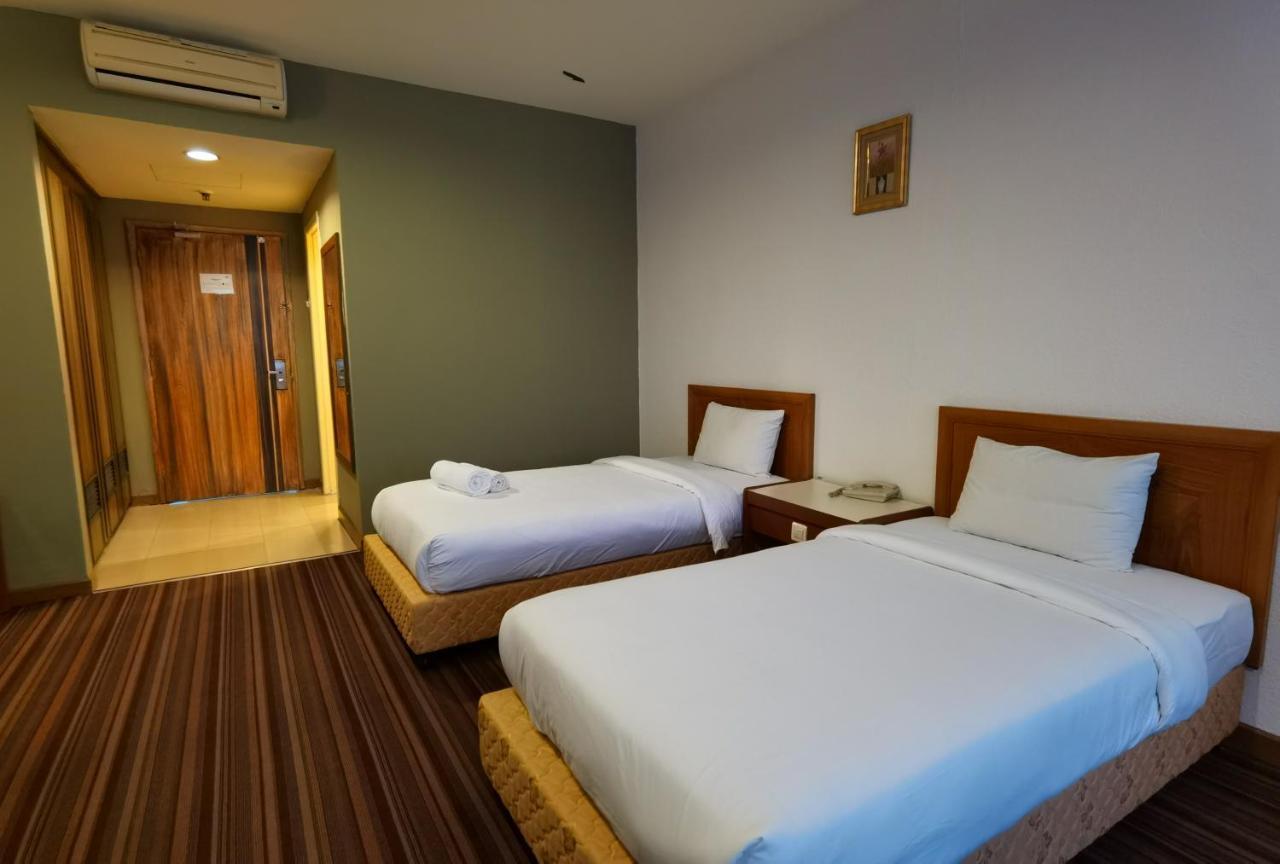 Folkmeldrum Hotel Johor Bahru Extérieur photo