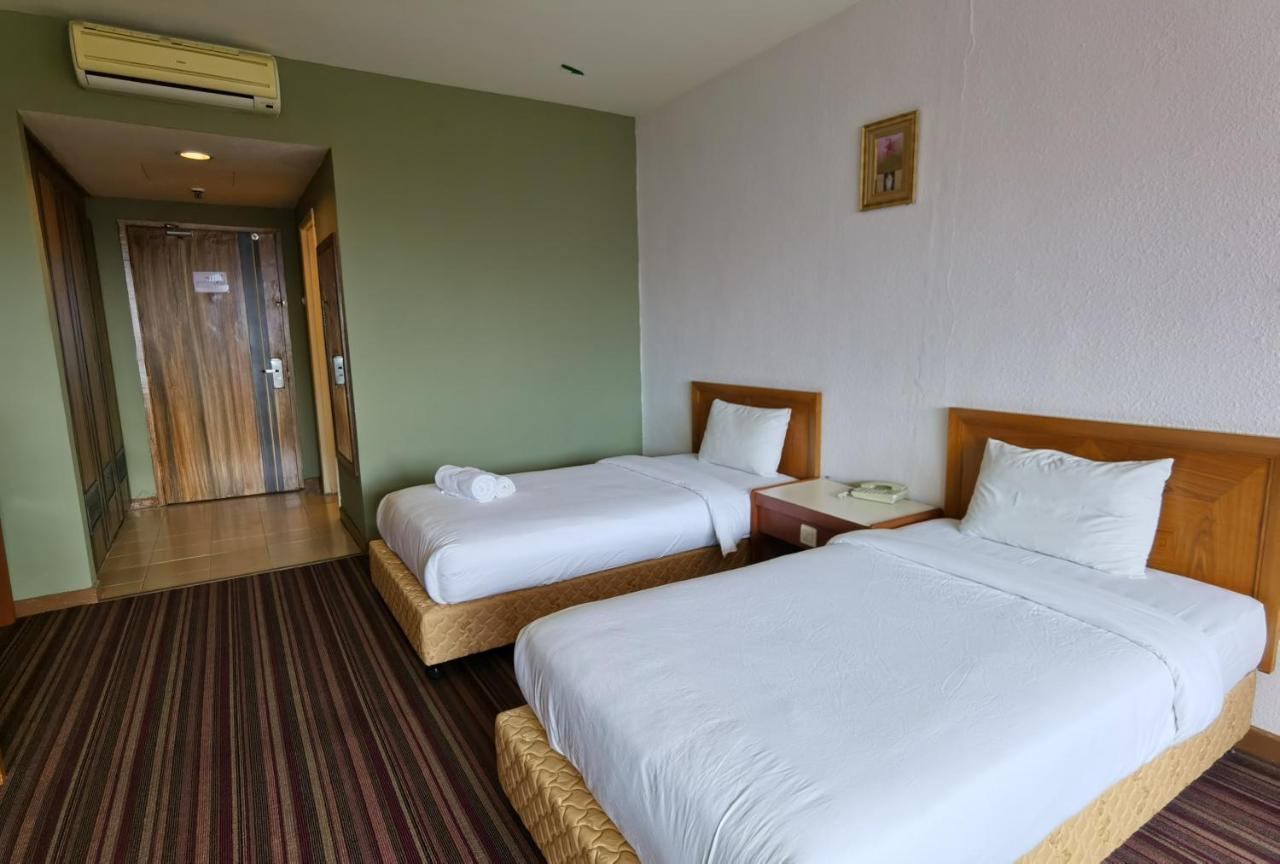 Folkmeldrum Hotel Johor Bahru Extérieur photo