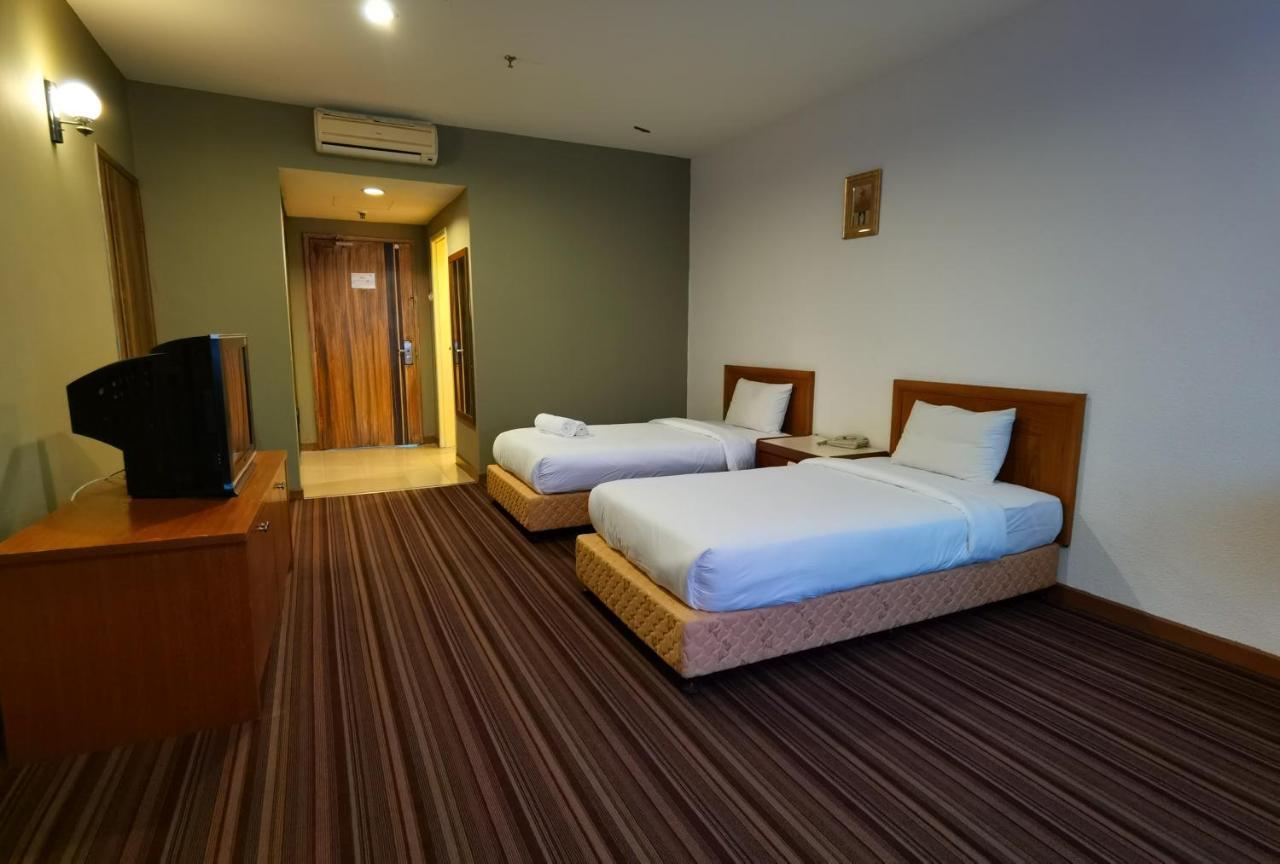 Folkmeldrum Hotel Johor Bahru Extérieur photo