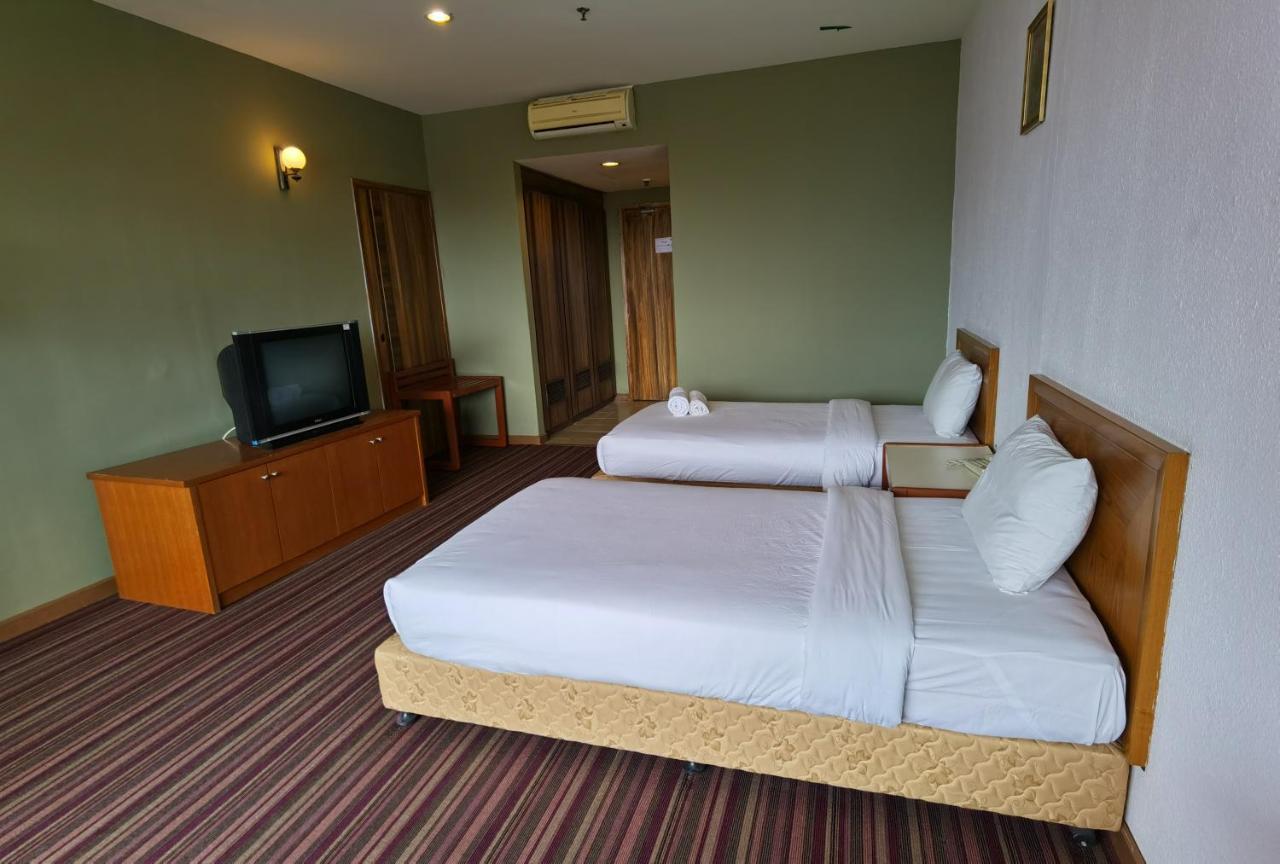 Folkmeldrum Hotel Johor Bahru Extérieur photo