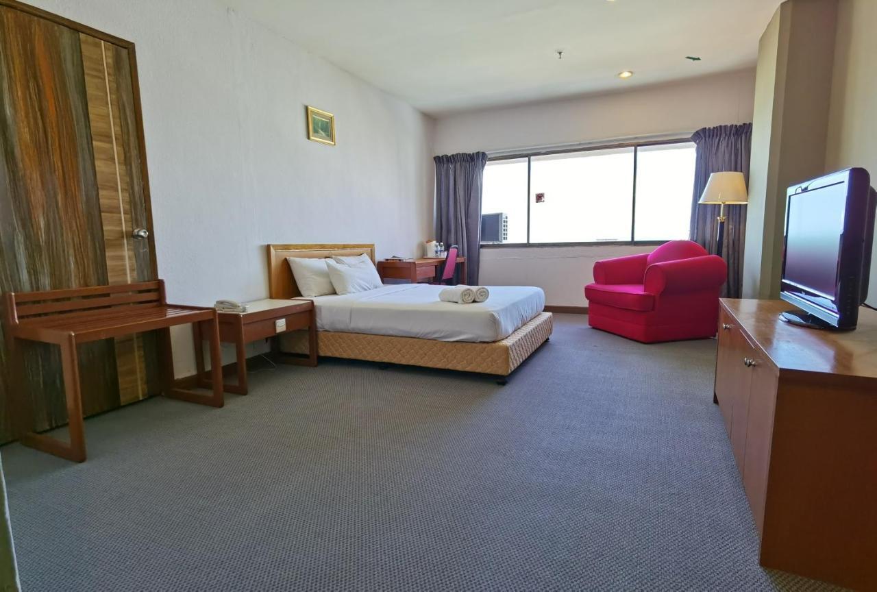 Folkmeldrum Hotel Johor Bahru Extérieur photo