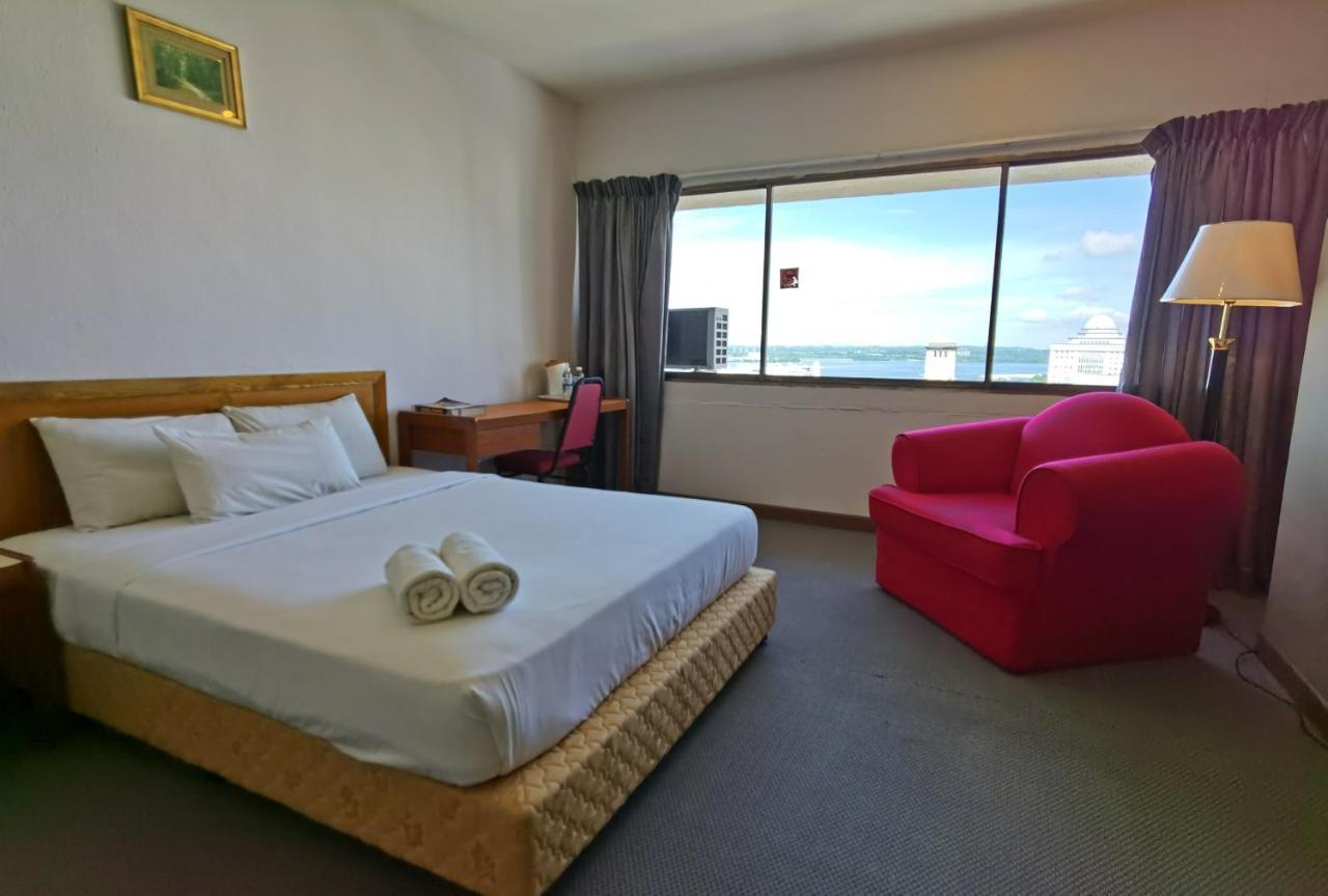 Folkmeldrum Hotel Johor Bahru Extérieur photo