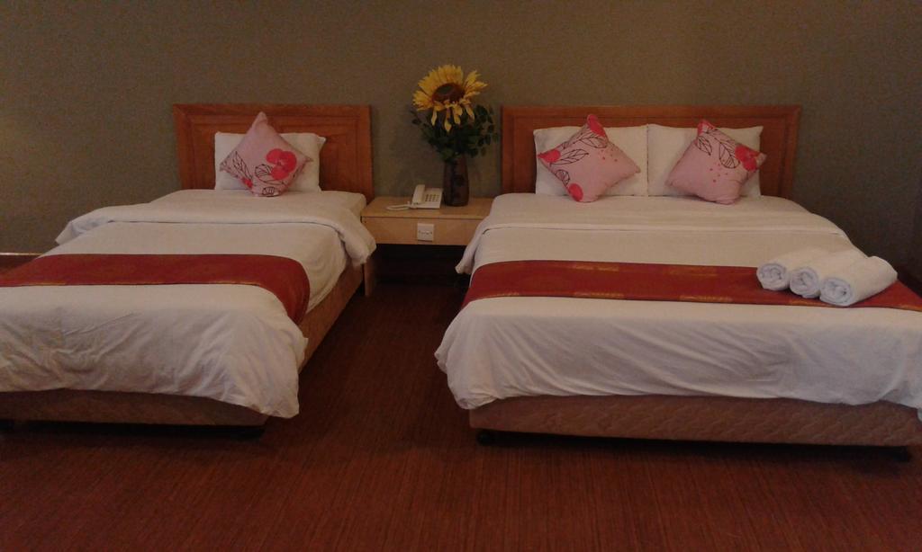 Folkmeldrum Hotel Johor Bahru Extérieur photo