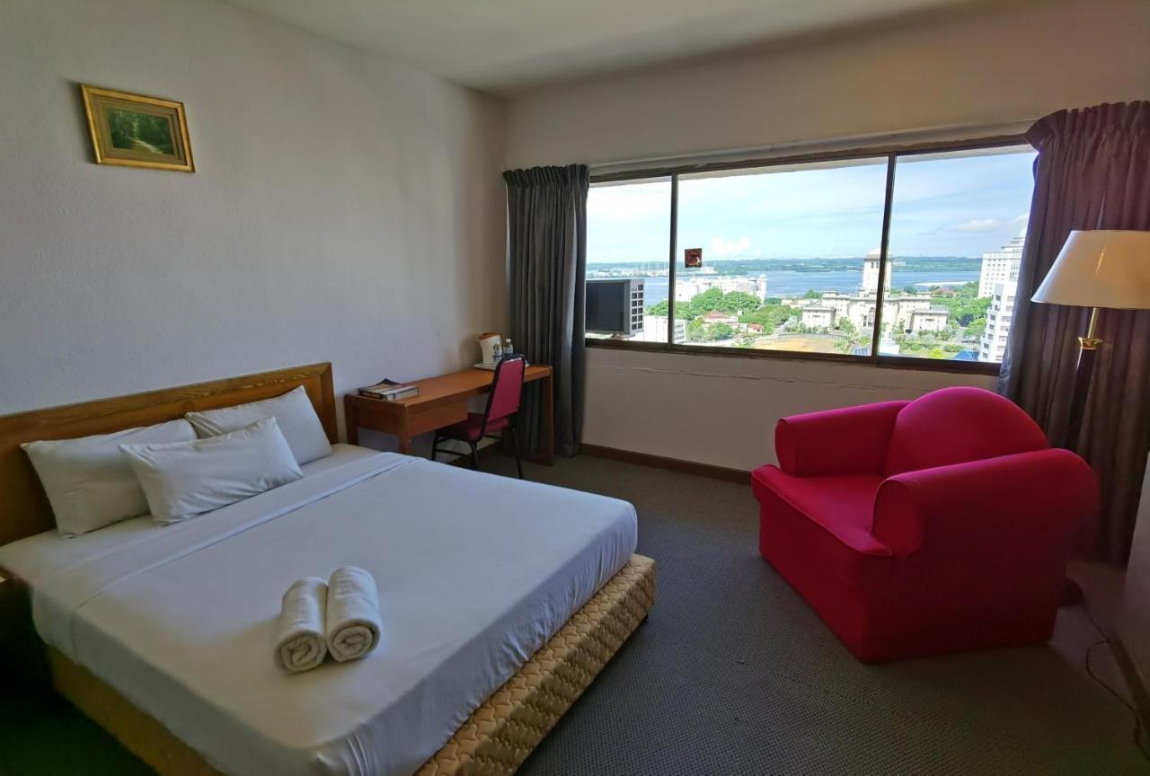 Folkmeldrum Hotel Johor Bahru Extérieur photo